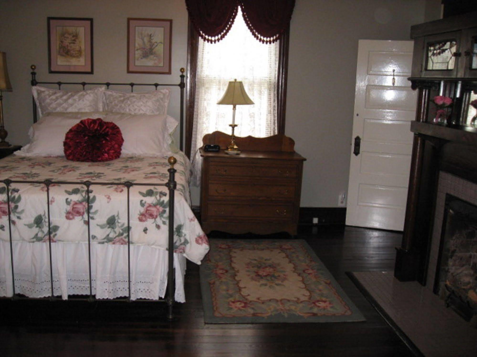 Home Sweet Home Bed & Breakfast Paris Buitenkant foto